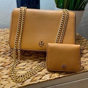 NWOT Beautiful Tory Burch Adjustable Crossbody Purse with matching wallet